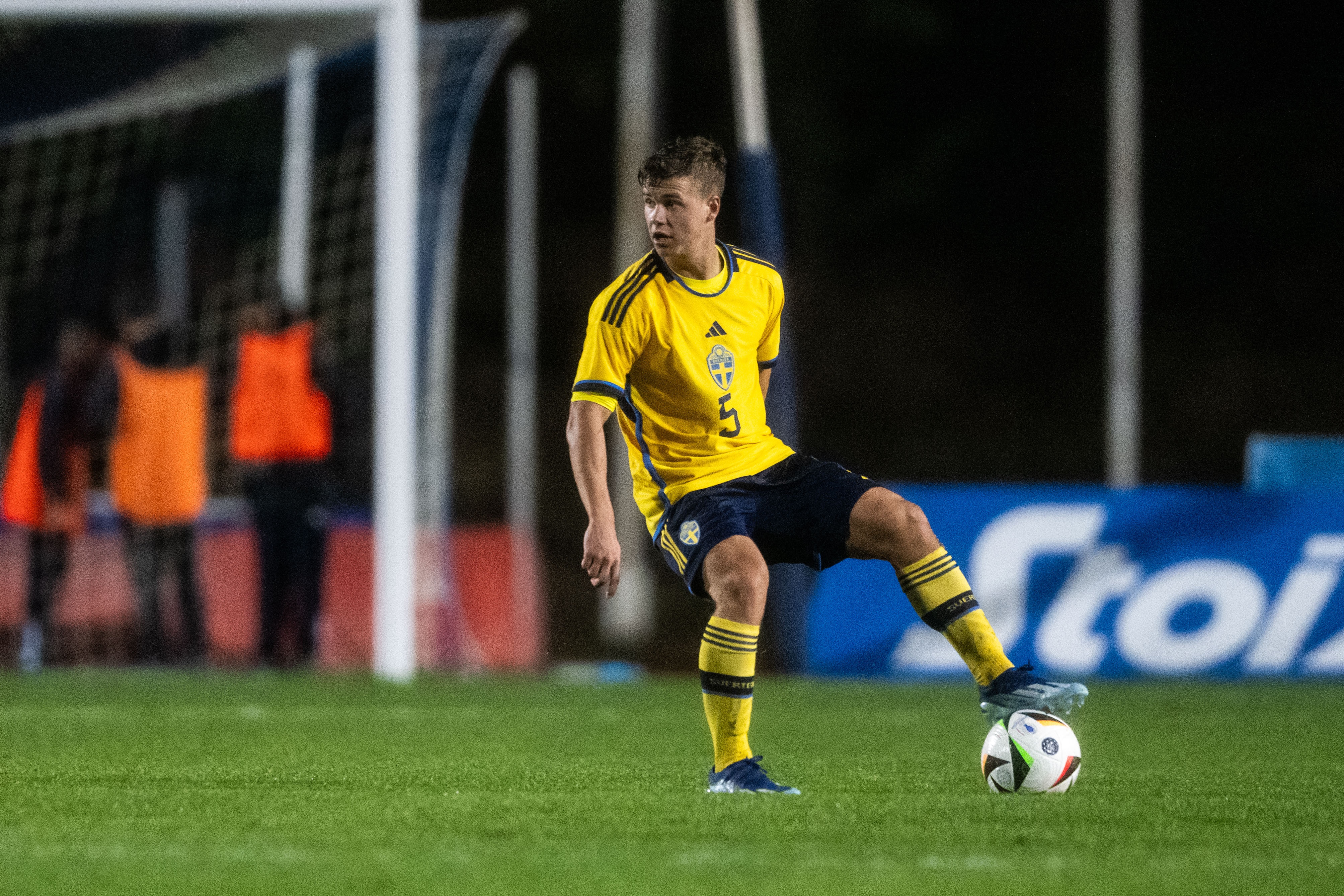 瑞典左后卫达尔确认将加盟罗马:谈判进行得太快,令人难以置信